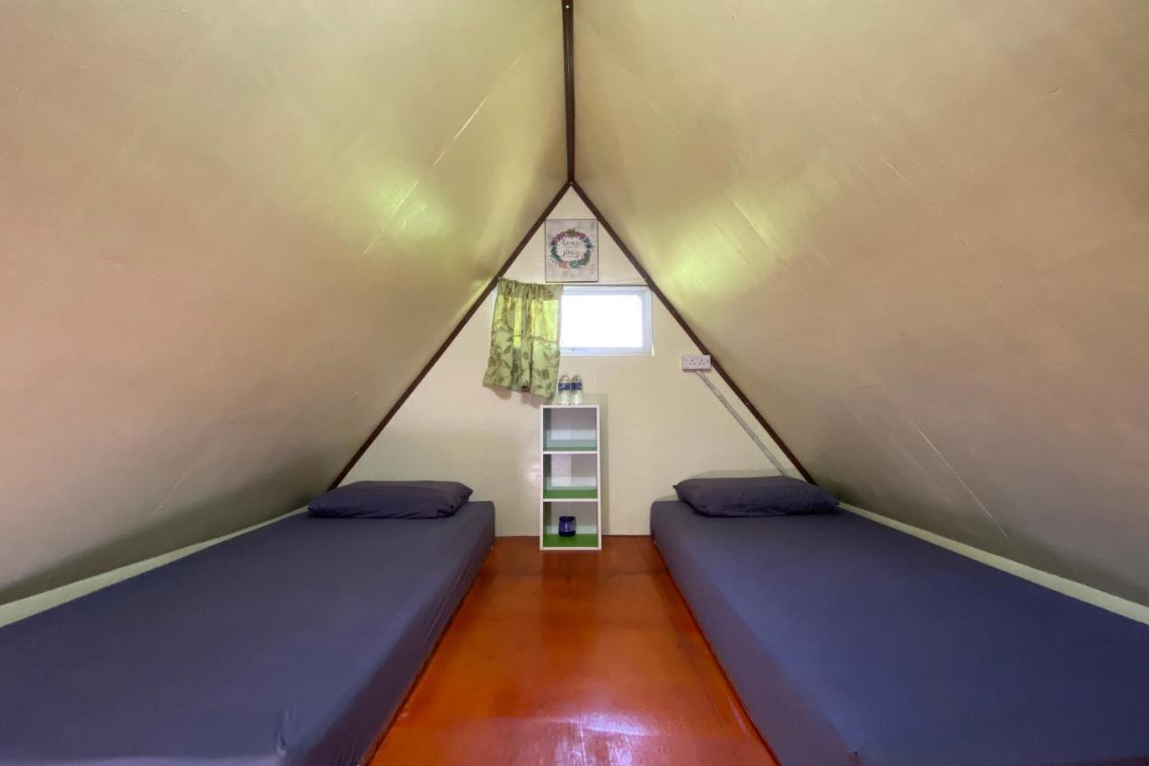 Lily Cottage & Kitchen Ранау Экстерьер фото