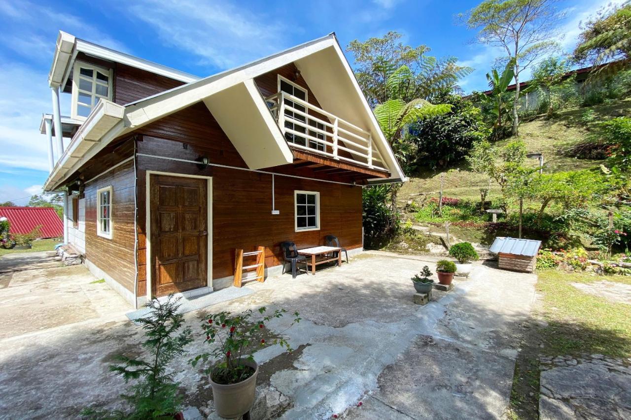 Lily Cottage & Kitchen Ранау Экстерьер фото