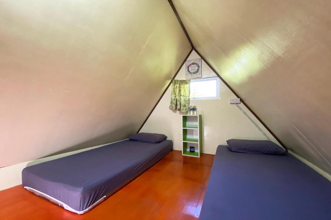 Lily Cottage & Kitchen Ранау Экстерьер фото