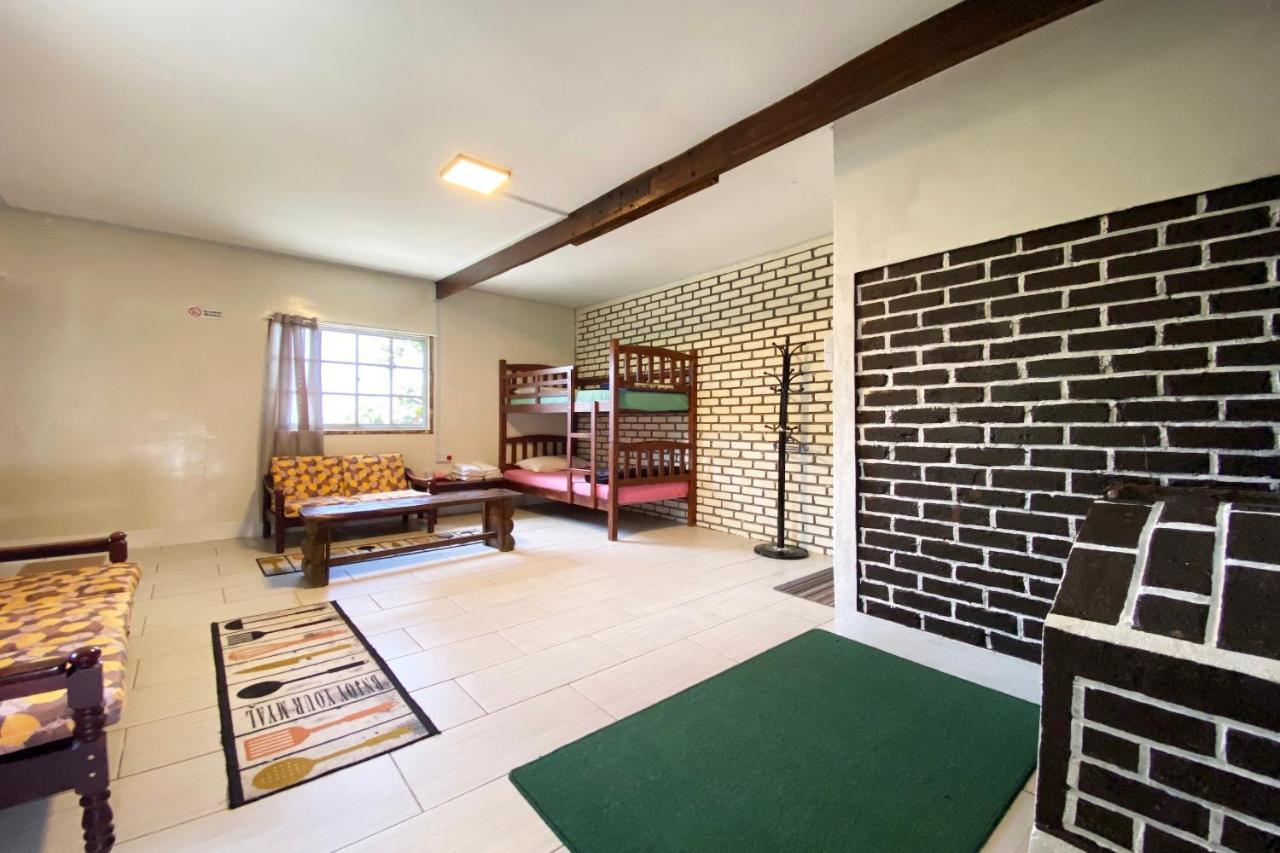 Lily Cottage & Kitchen Ранау Экстерьер фото